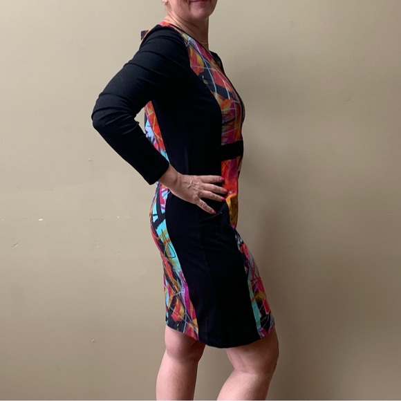 Simply Art by Dolcezza medium dress - Picture 2 of 4